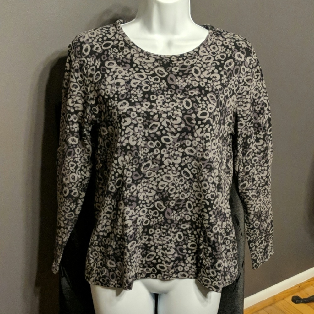Croft & Barrow abstract pattern scoop neck top